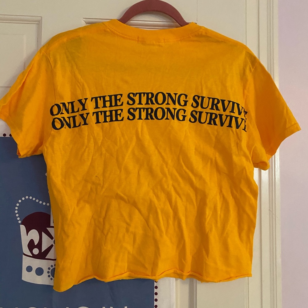 yellow boxy tee